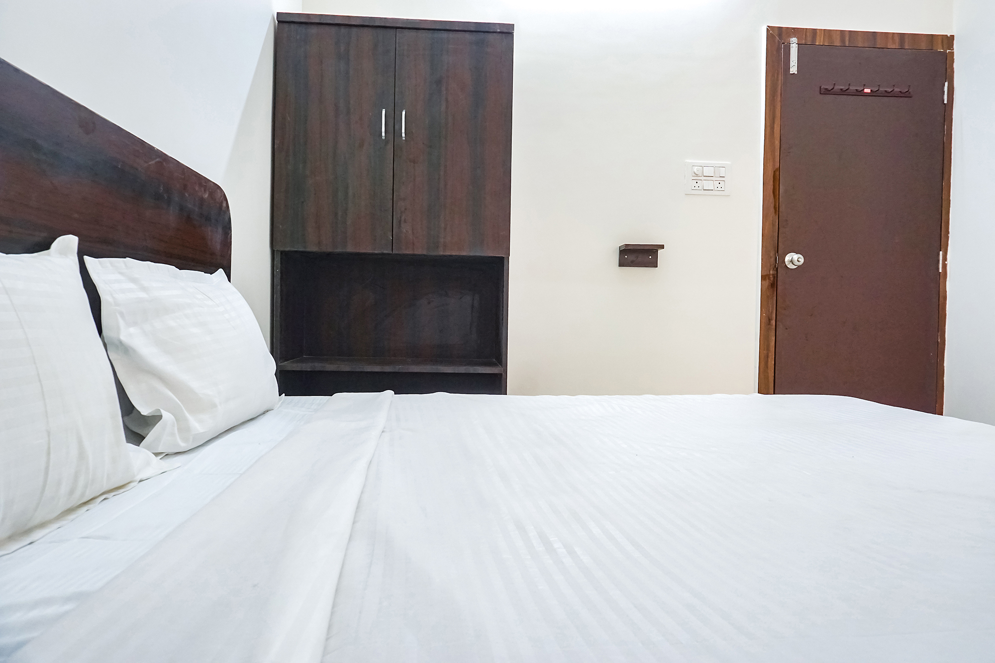 Fabhotel Gargi Galuxe