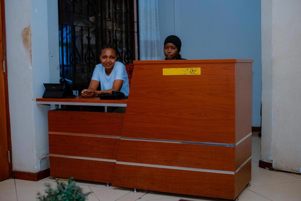 Maredori Hotel