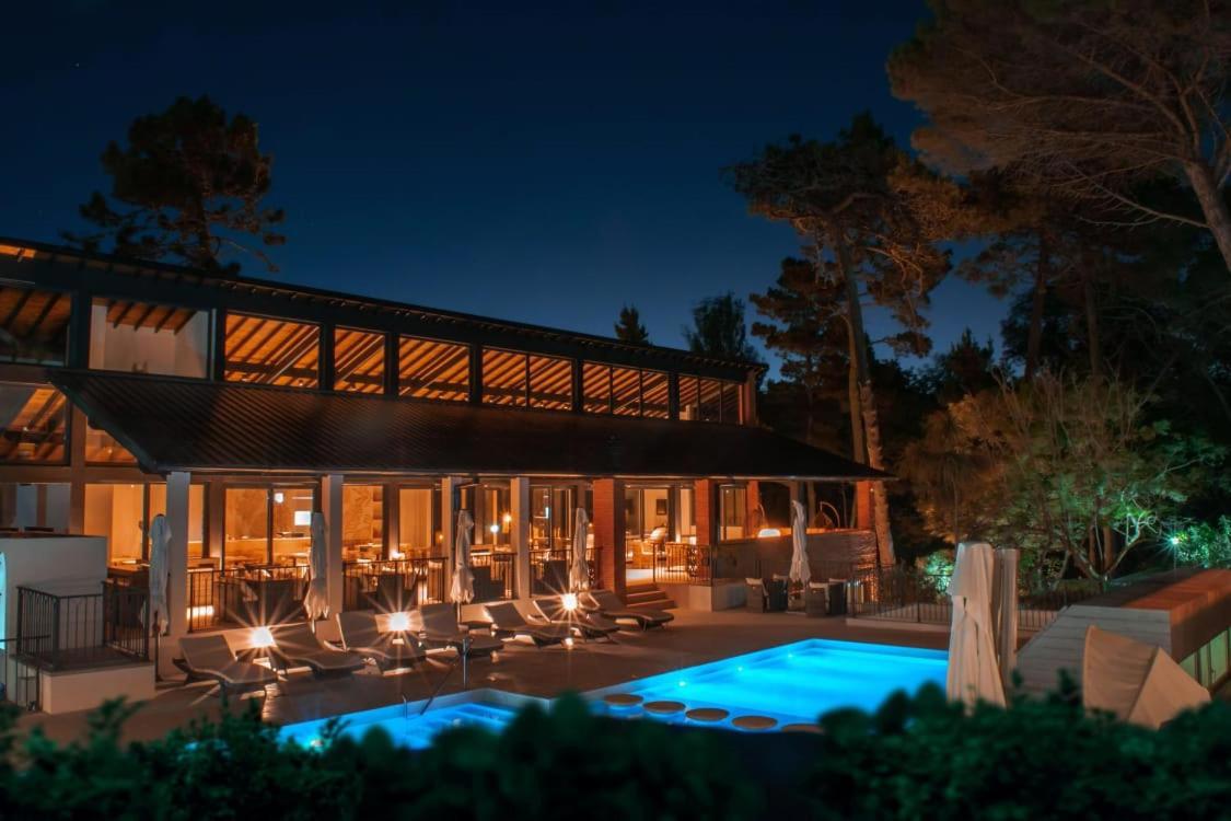 Apart Hotel Carilo Hills
