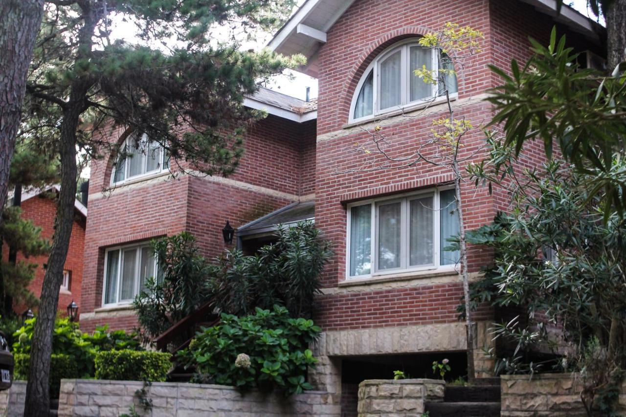 Apart Hotel Carilo Hills