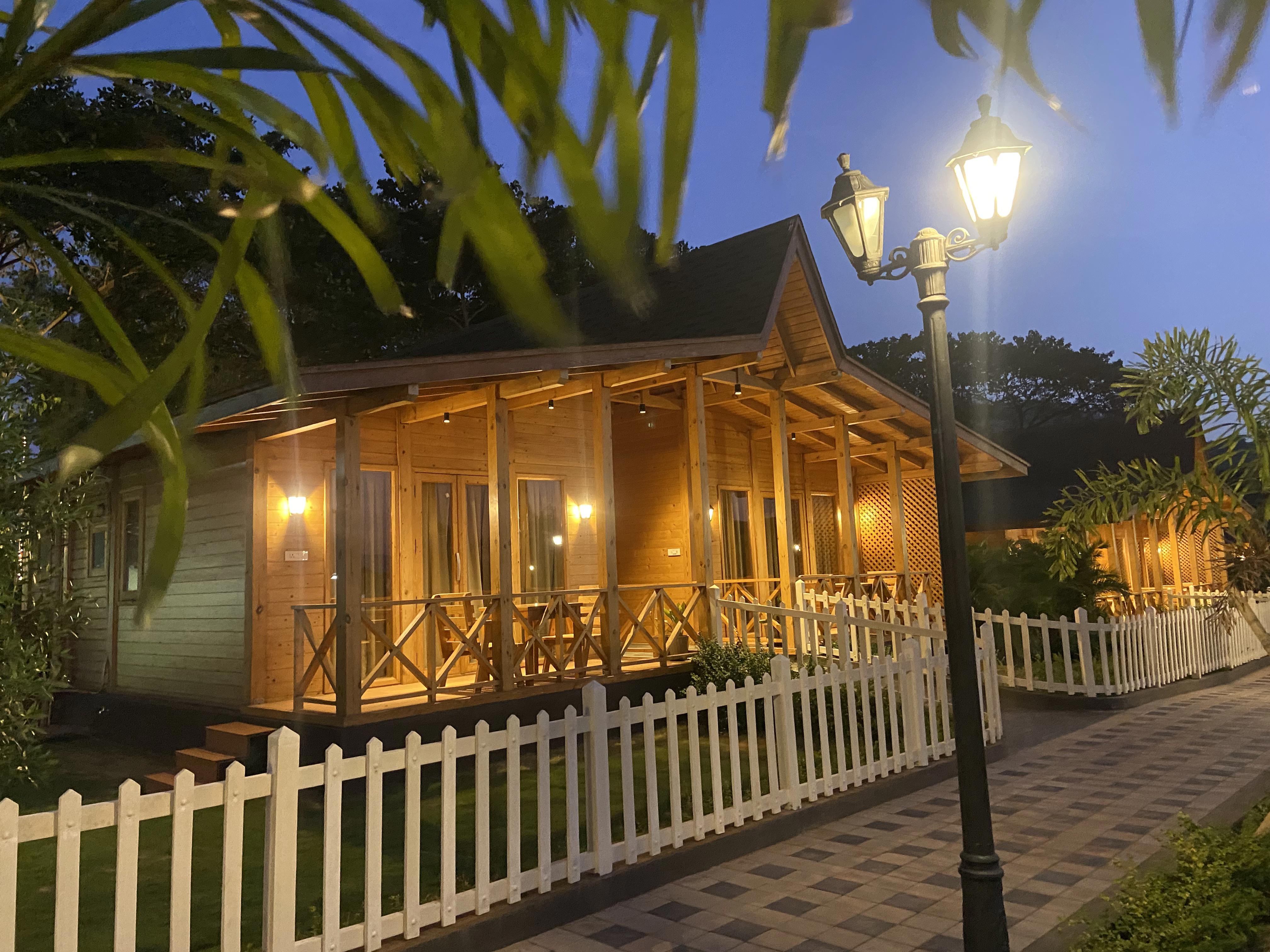 Villament Resort
