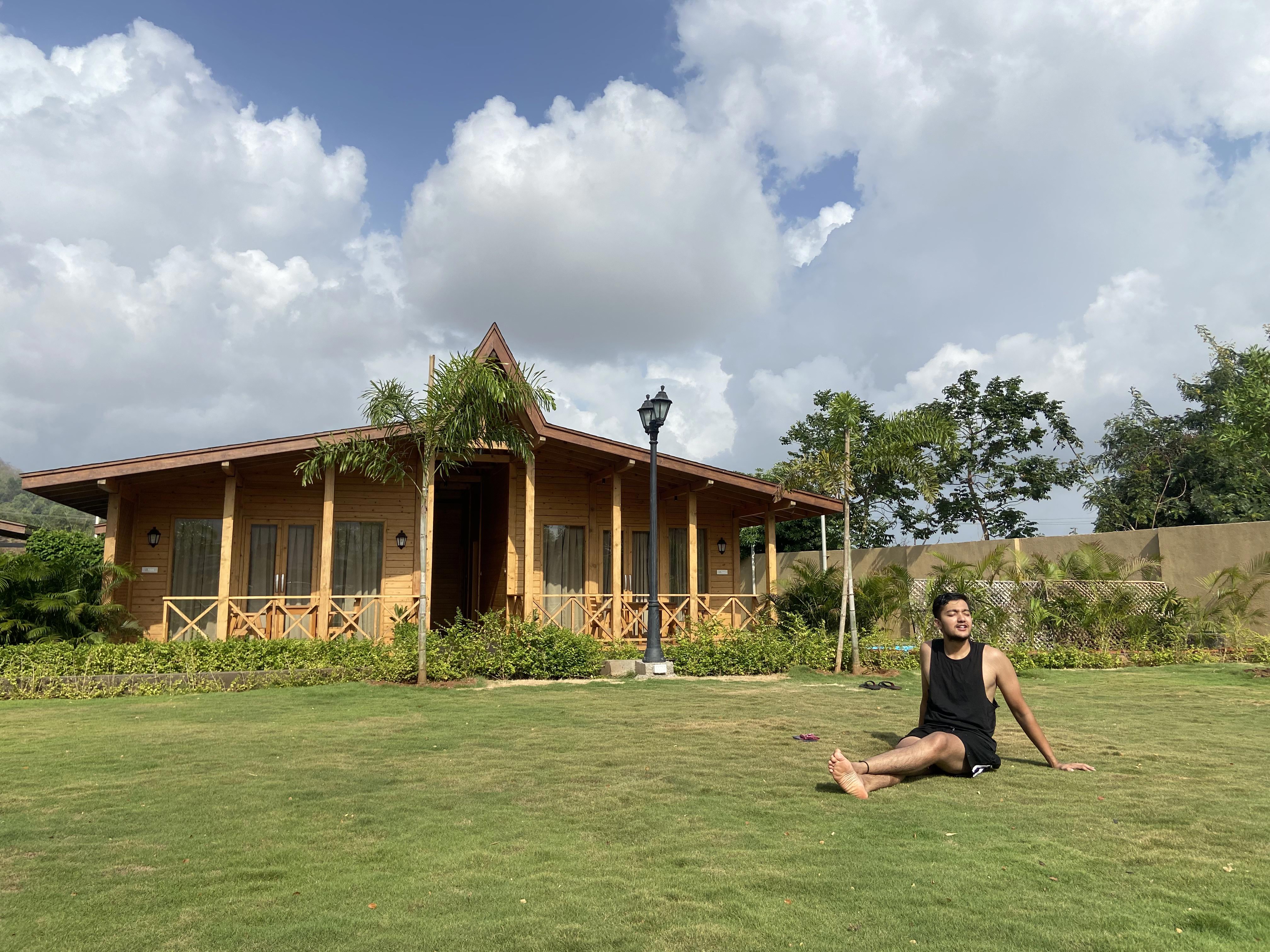 Villament Resort