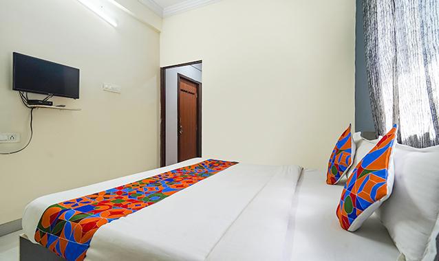 Fabexpress Shraddha Inn