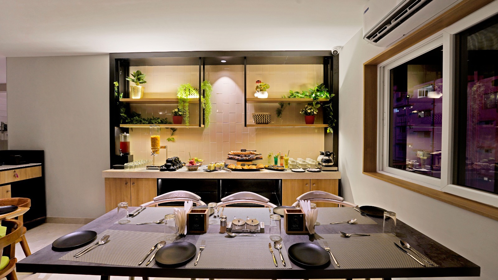 Click Hotel Biz - Bangalore Airport