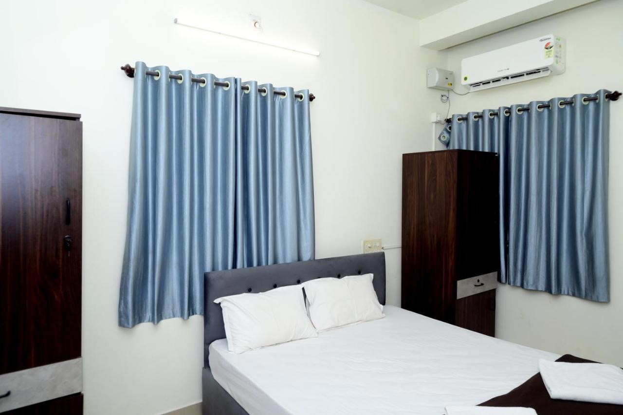 Hotel Aradhya Inn Deralakatte