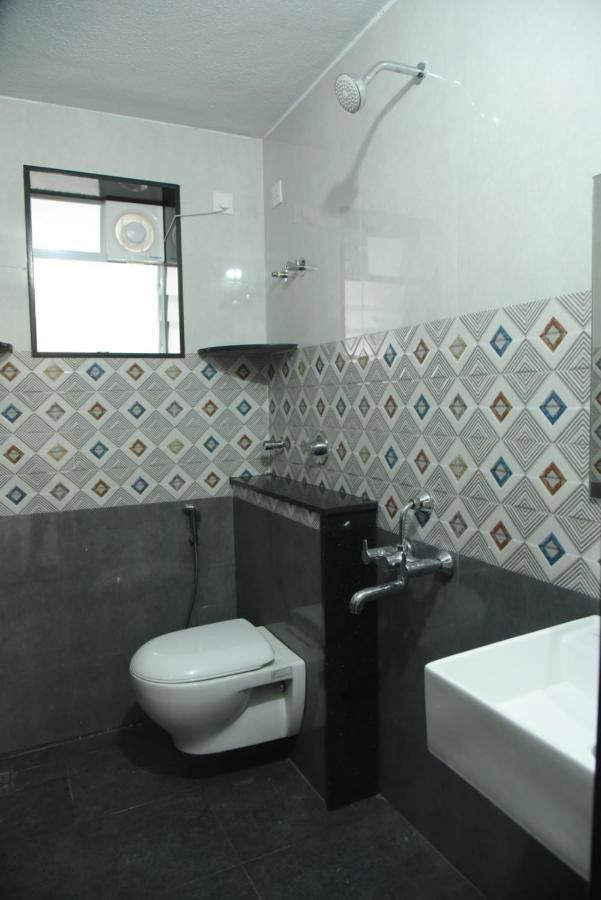 Hotel Aradhya Inn Deralakatte