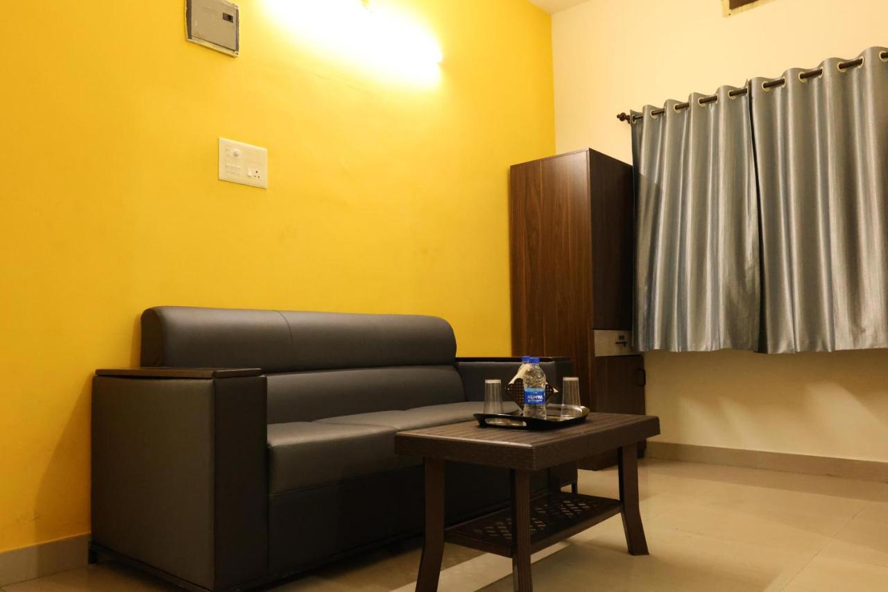 Hotel Aradhya Inn Deralakatte