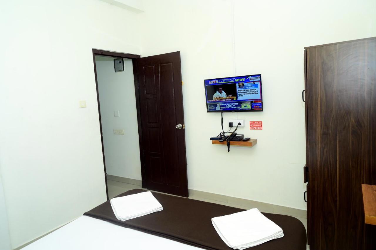 Hotel Aradhya Inn Deralakatte