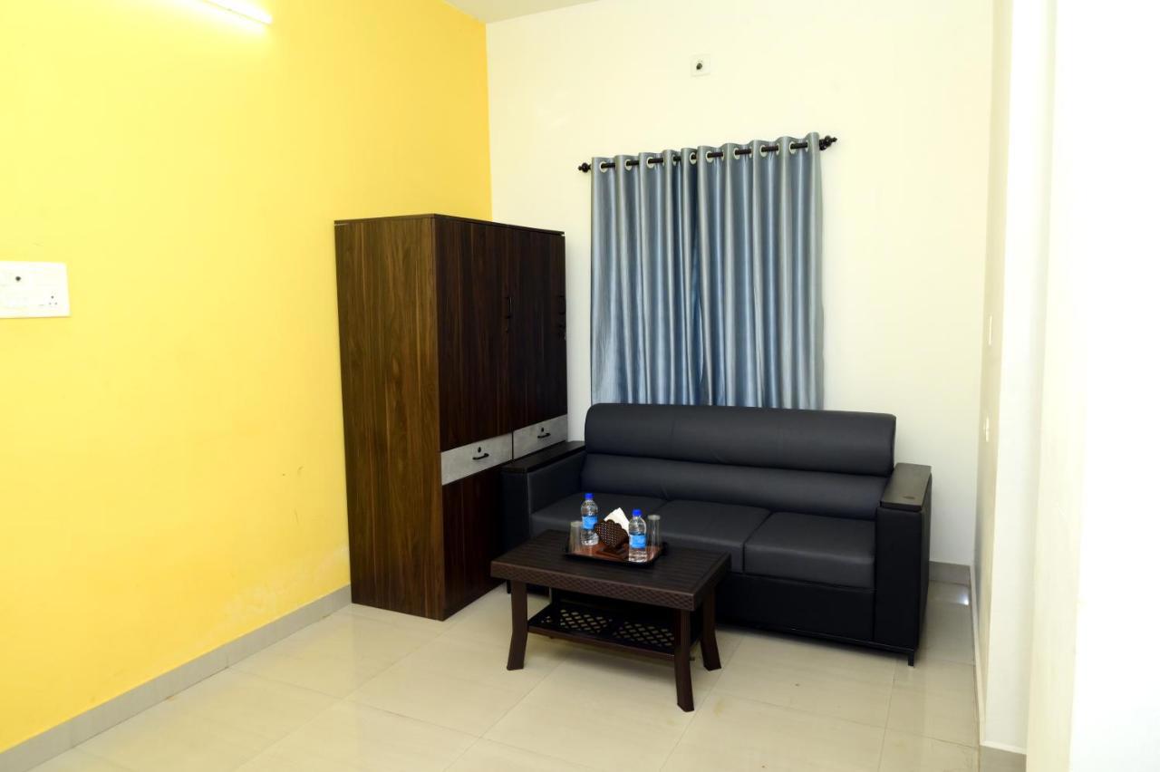 Hotel Aradhya Inn Deralakatte