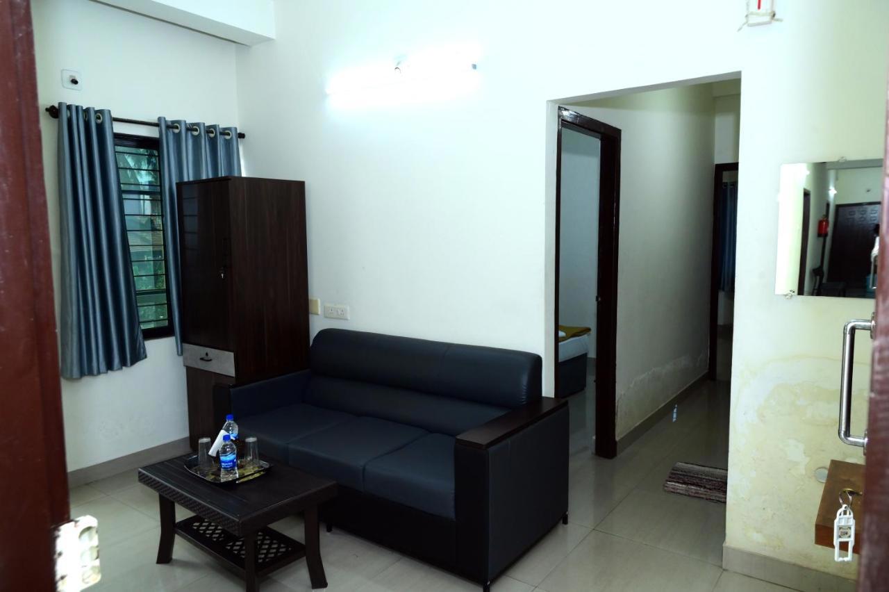 Hotel Aradhya Inn Deralakatte