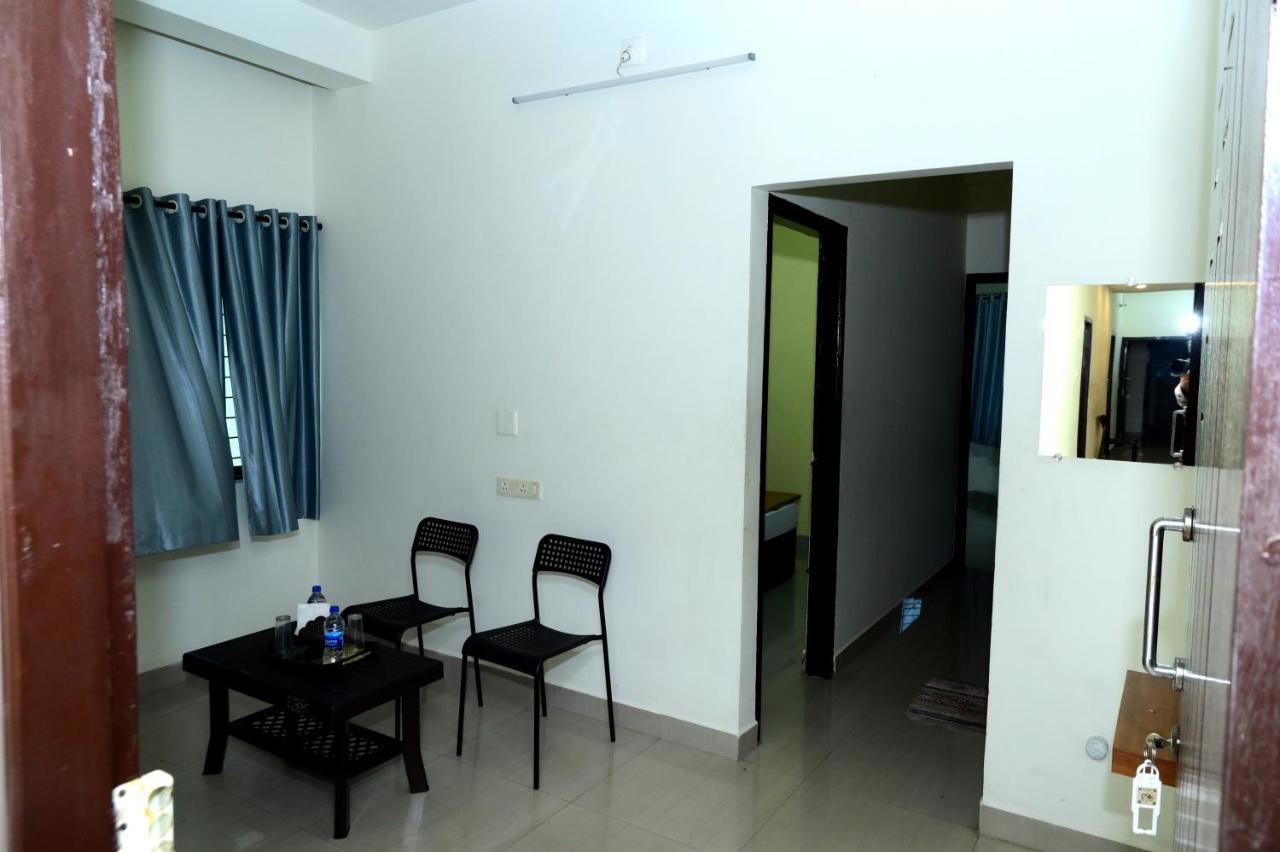 Hotel Aradhya Inn Deralakatte