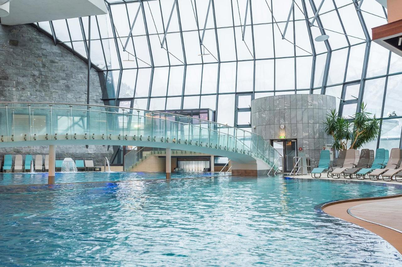 Aqua Dome 4 Sterne Superior Hotel & Tirol Therme Langenfeld