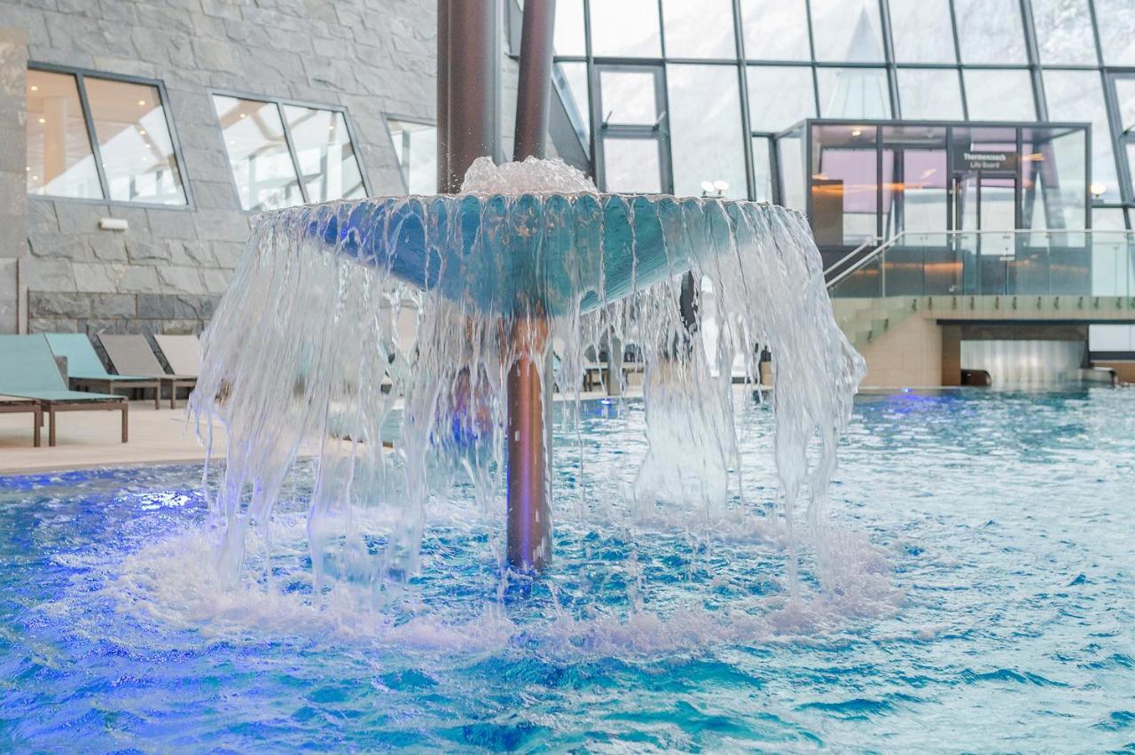 Aqua Dome 4 Sterne Superior Hotel & Tirol Therme Langenfeld
