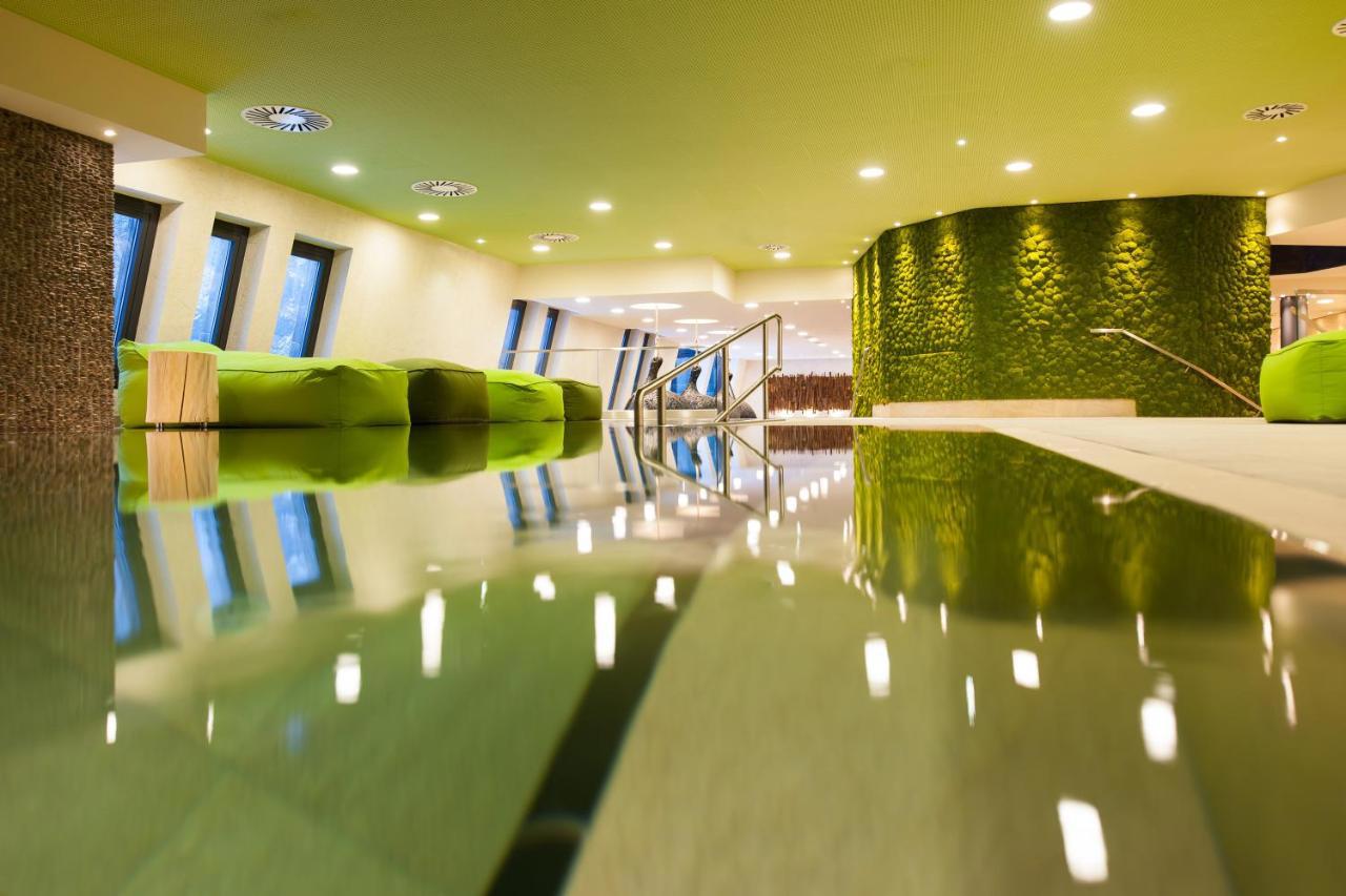 Aqua Dome 4 Sterne Superior Hotel & Tirol Therme Langenfeld