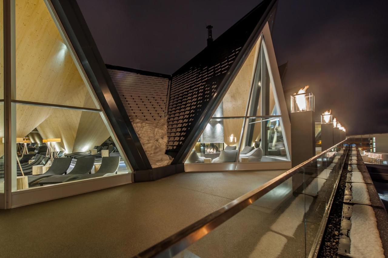 Aqua Dome 4 Sterne Superior Hotel & Tirol Therme Langenfeld