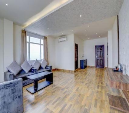 Banari Regency By Summit