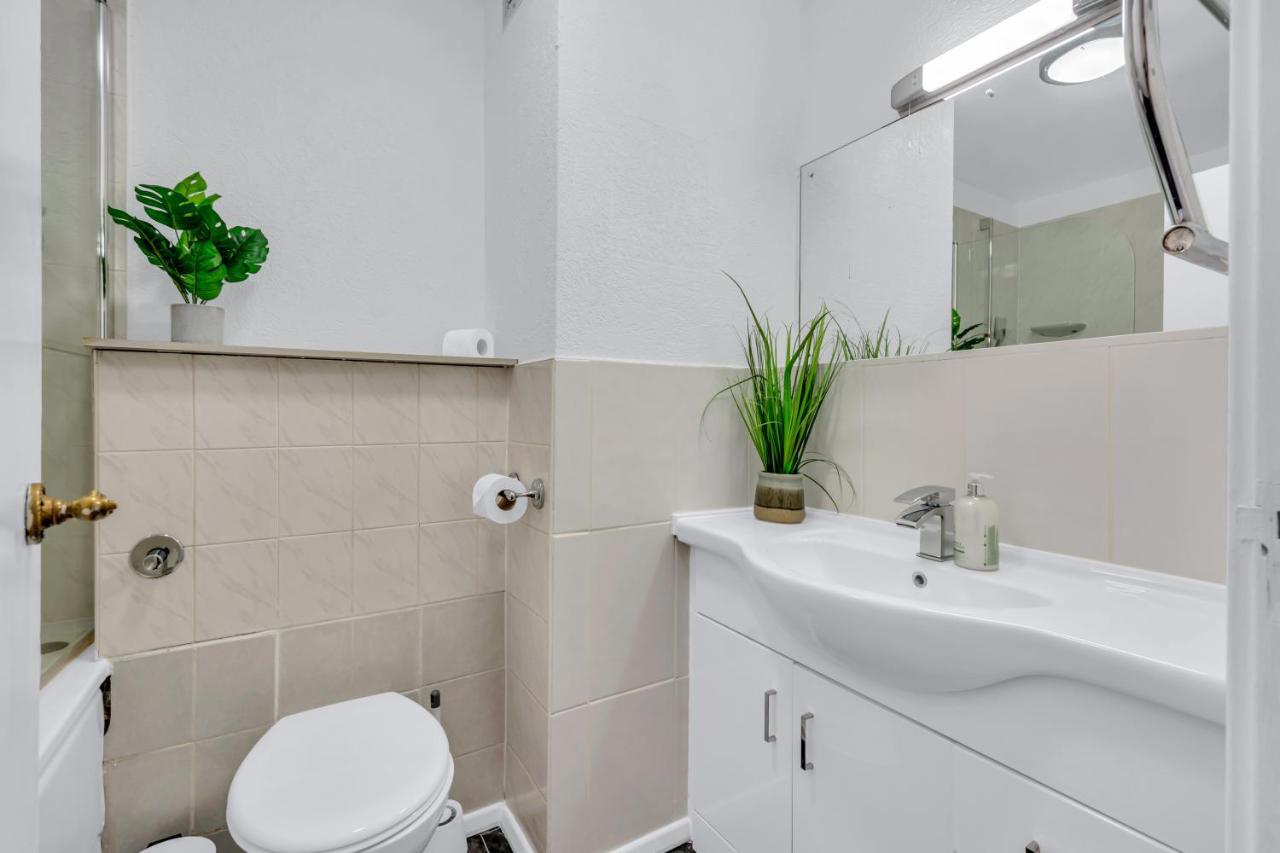 Queens Quay Mansion House Flat