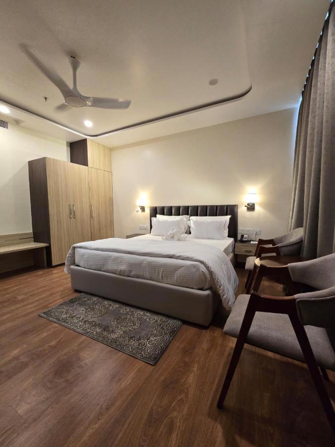 Mastiff Select Medha Plaza Deoghar