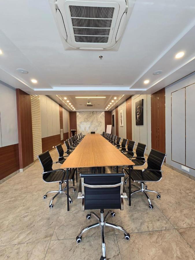 Mastiff Select Medha Plaza Deoghar