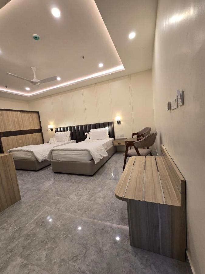 Mastiff Select Medha Plaza Deoghar