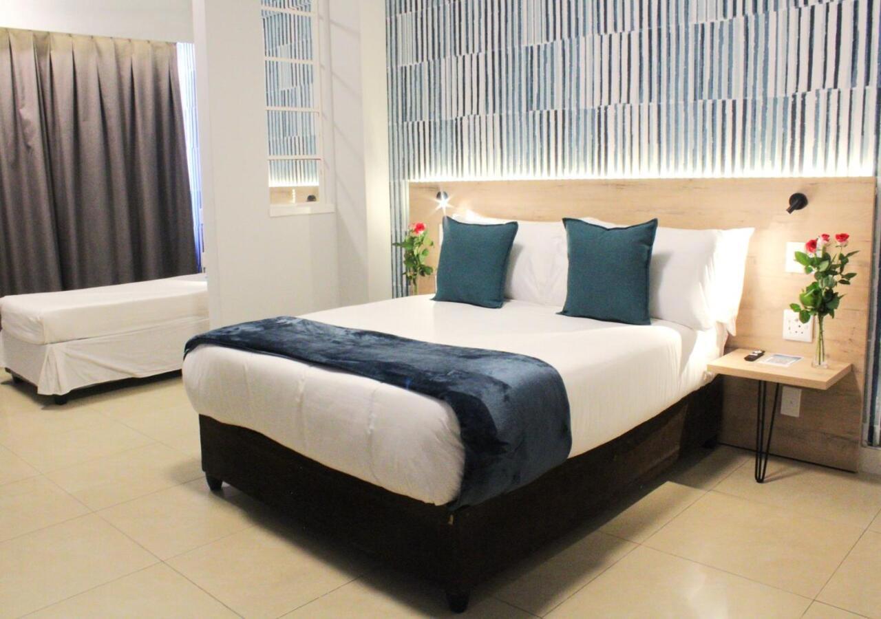 Bayside Hotel 14 Monty Naicker Street