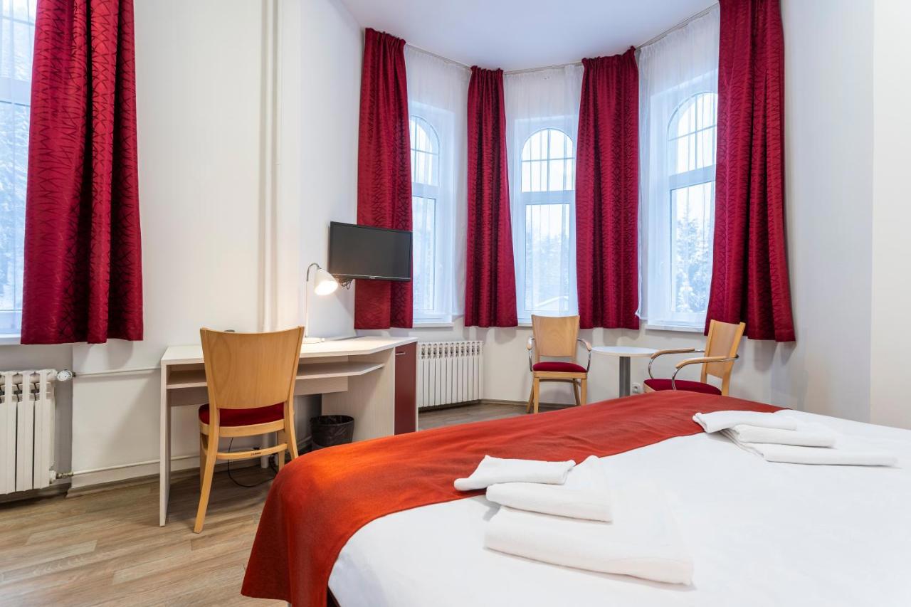 Dagmar Hotel