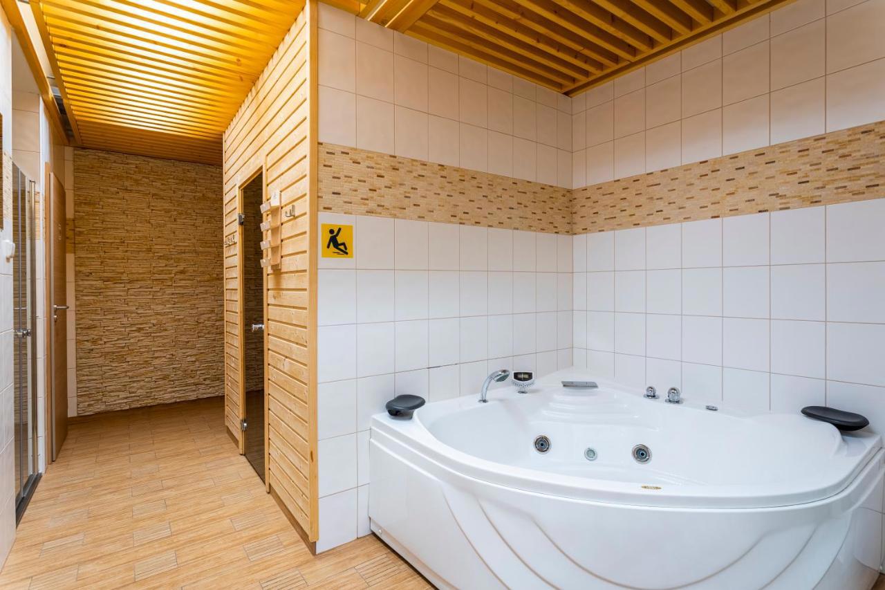 Dagmar Hotel