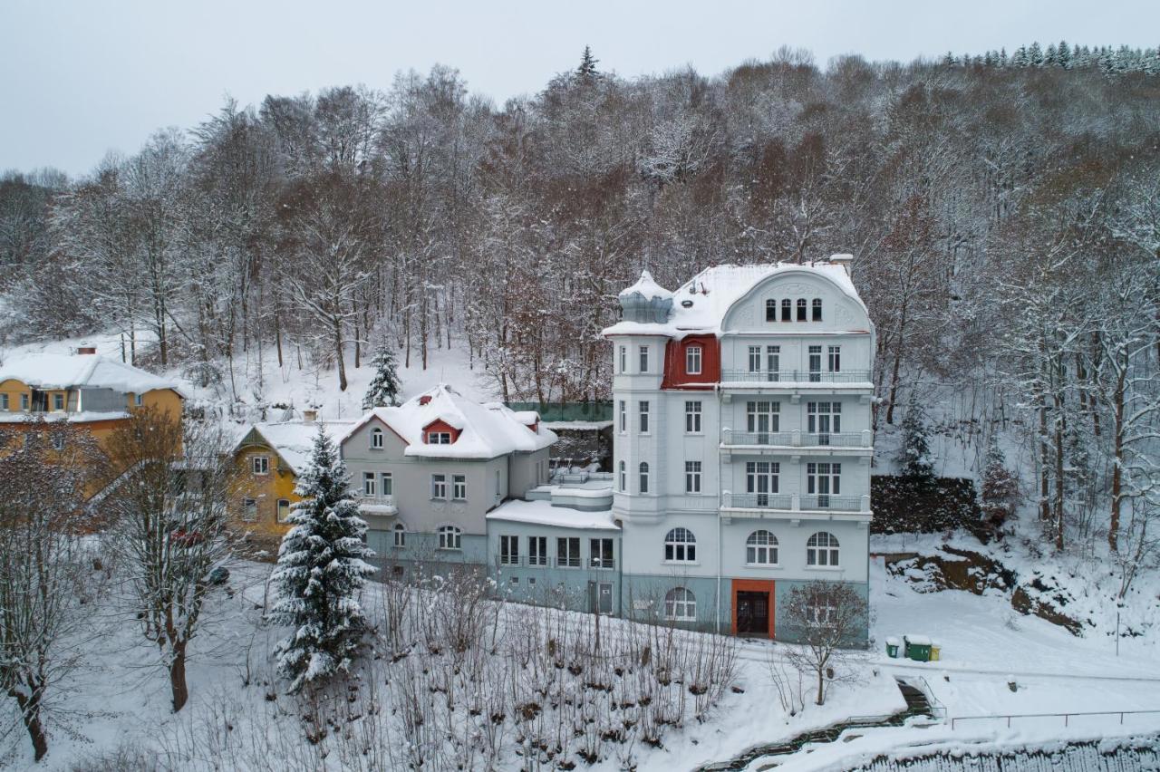 Dagmar Hotel