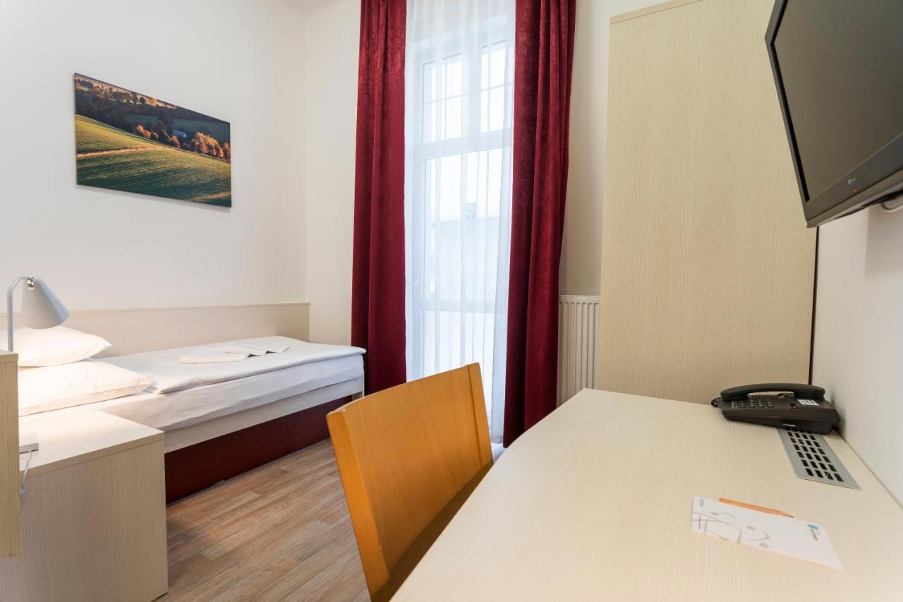 Dagmar Hotel