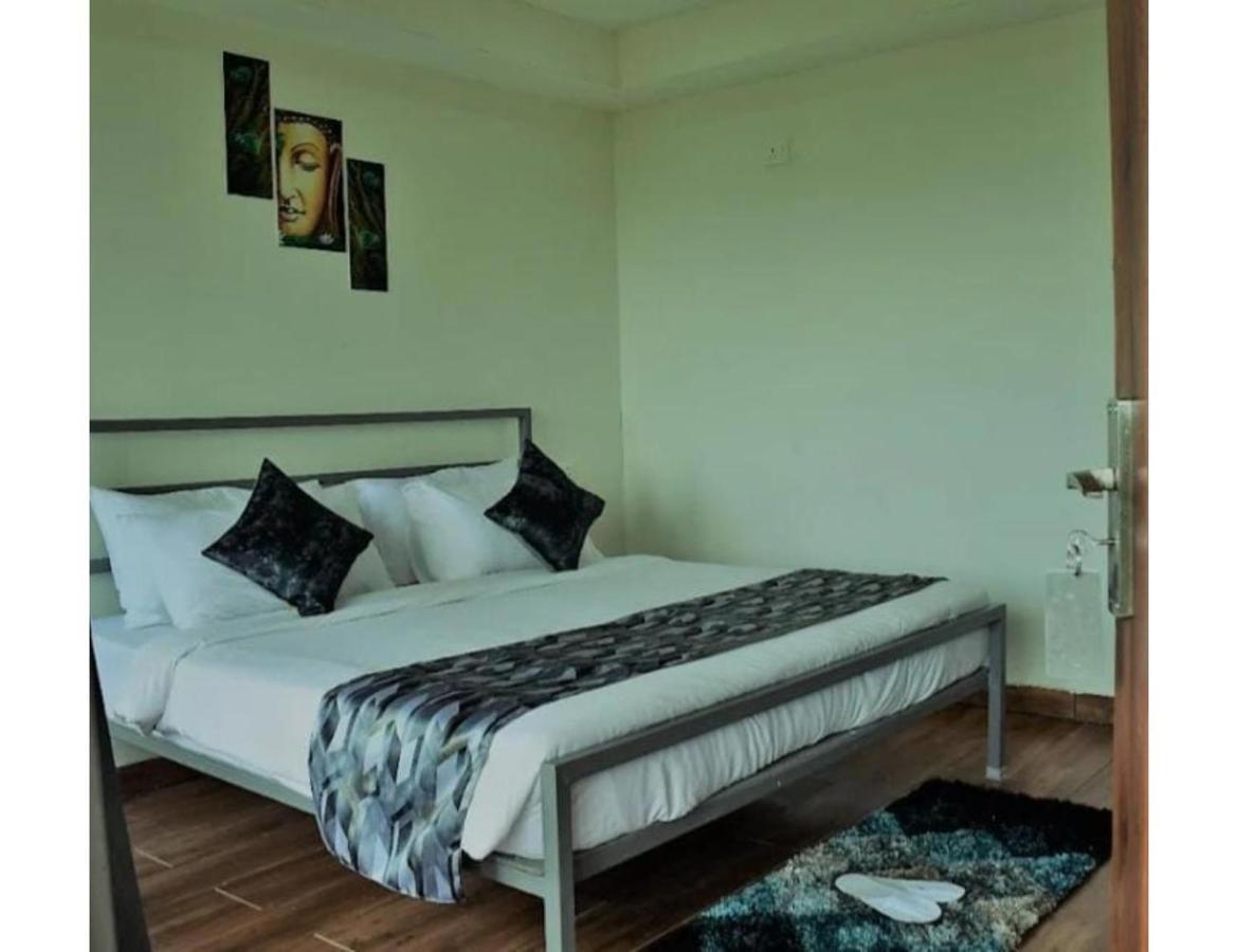 Erica Hills Resort Kasauli