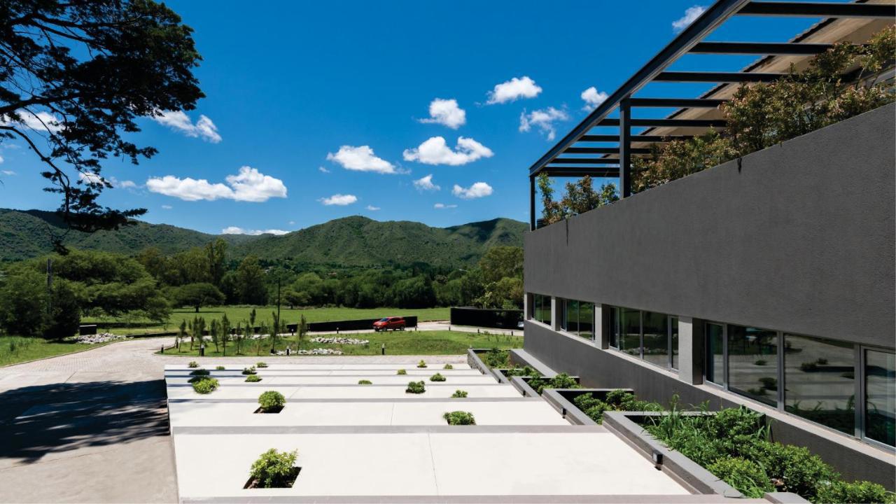 Calina Hotel