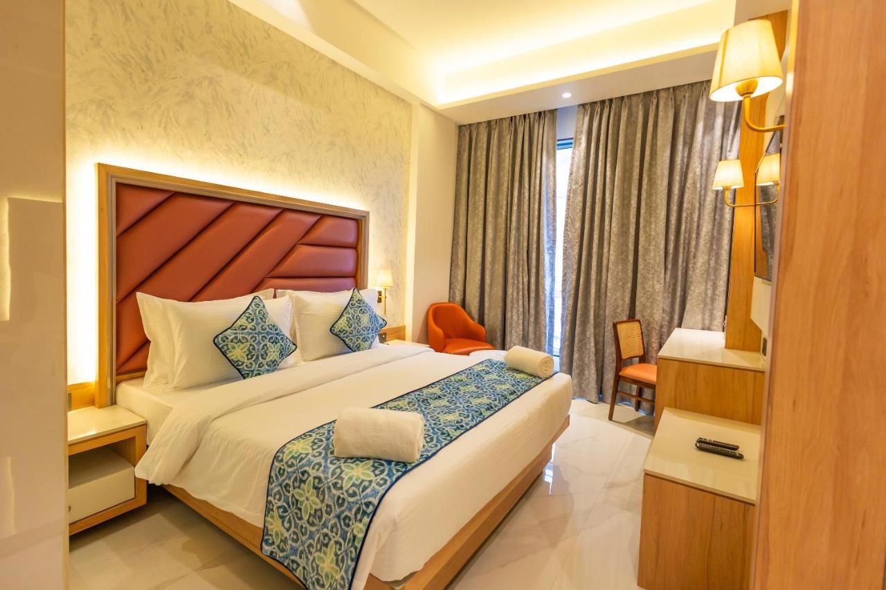 Shera Hotels & Banquets - Navi Mumbai