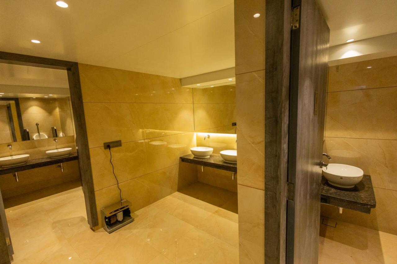 Shera Hotels & Banquets - Navi Mumbai