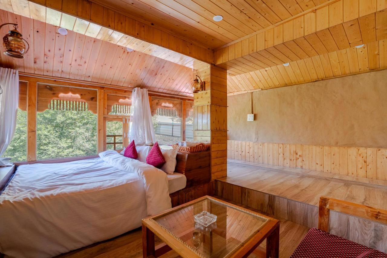 Wowstayz Tirthan Village Resort