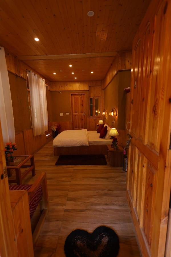 Wowstayz Tirthan Village Resort