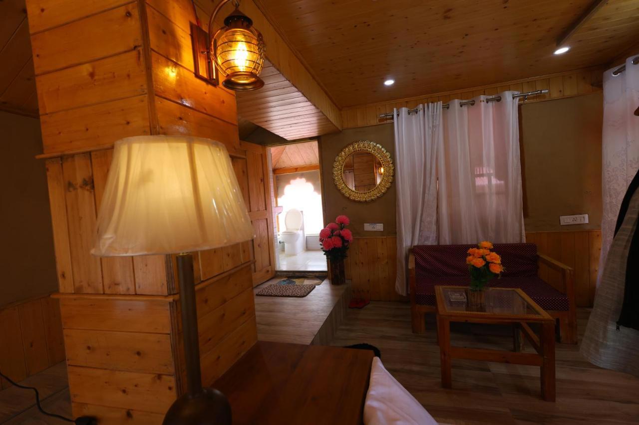 Wowstayz Tirthan Village Resort