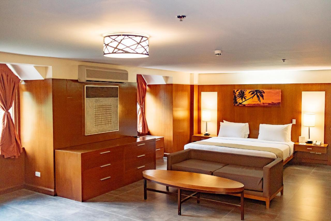 Crown Regency Resort Annex