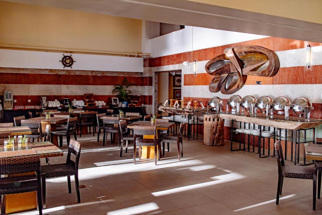 Crown Regency Resort Annex