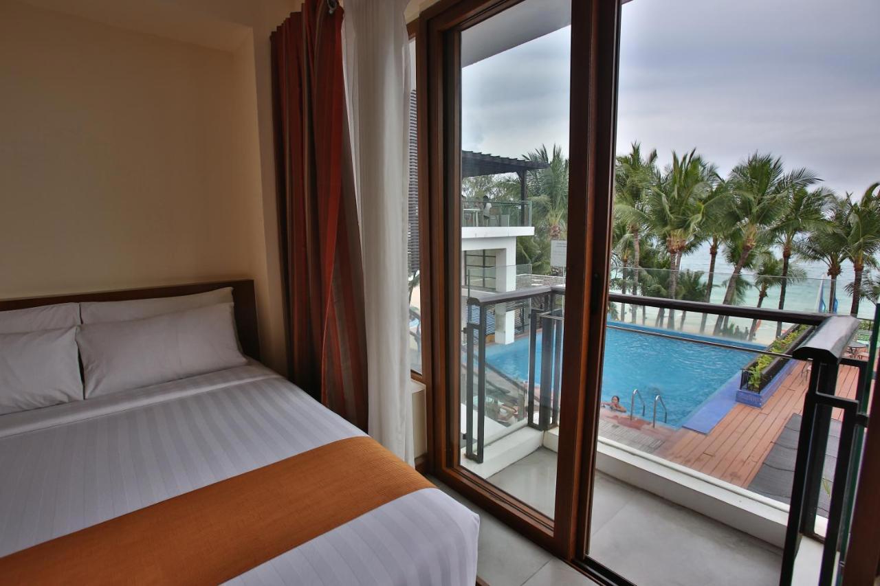 Crown Regency Resort Annex