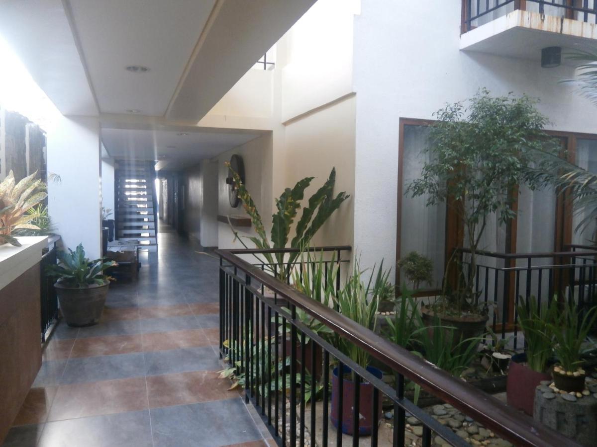 Crown Regency Resort Annex