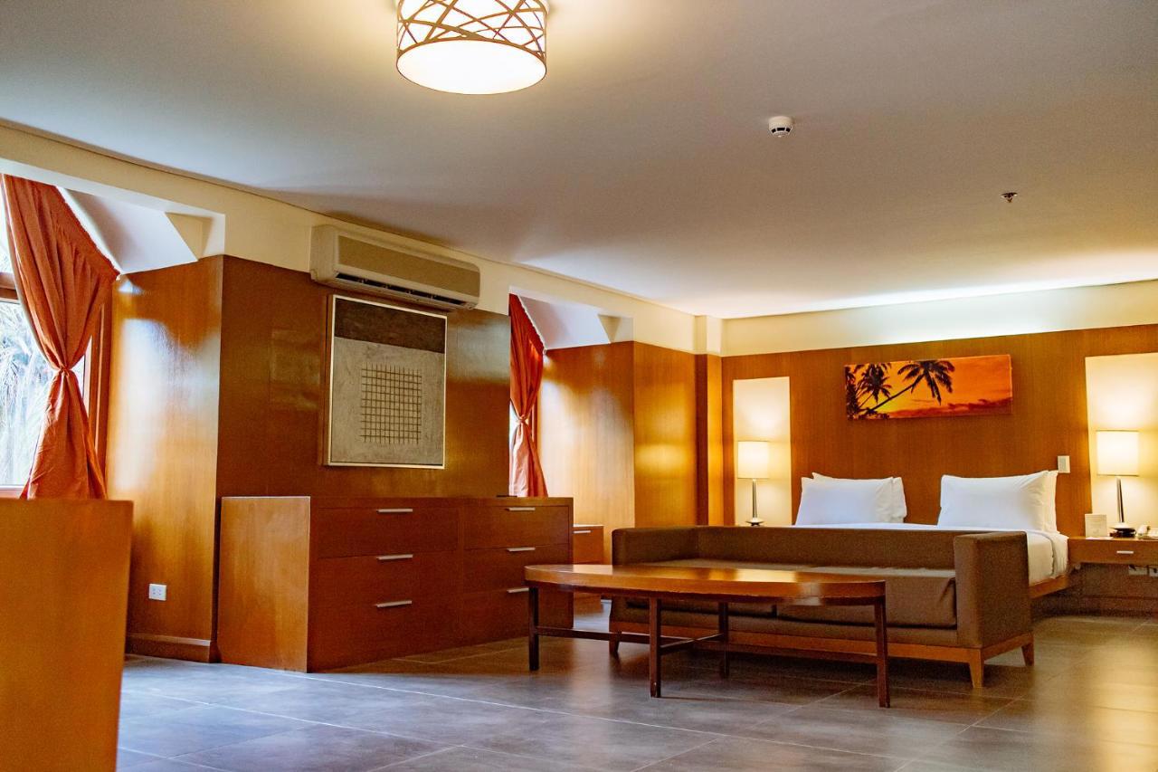 Crown Regency Resort Annex