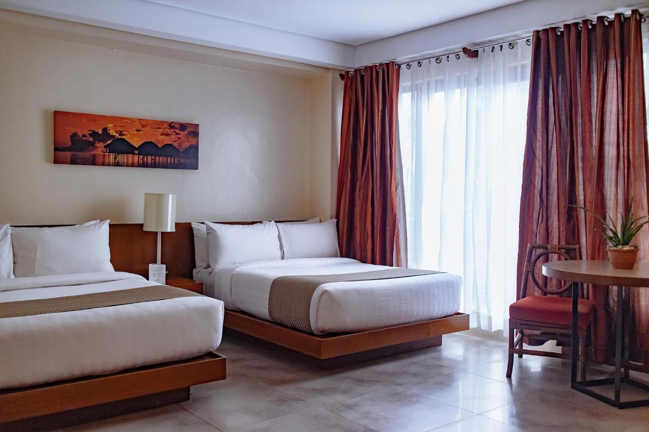 Crown Regency Resort Annex