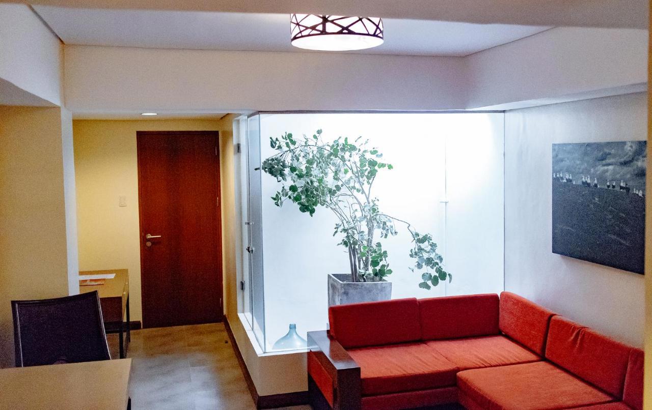 Crown Regency Resort Annex