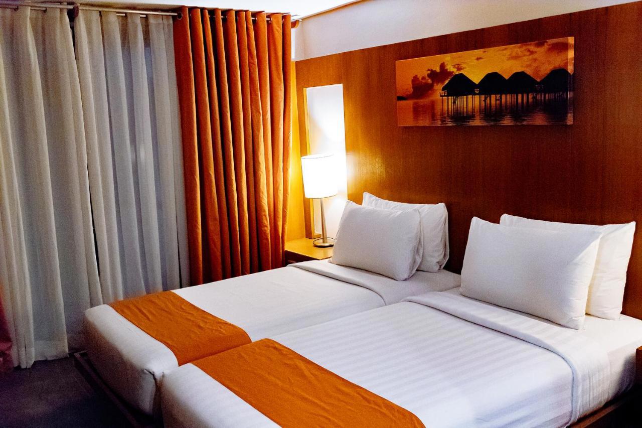 Crown Regency Resort Annex