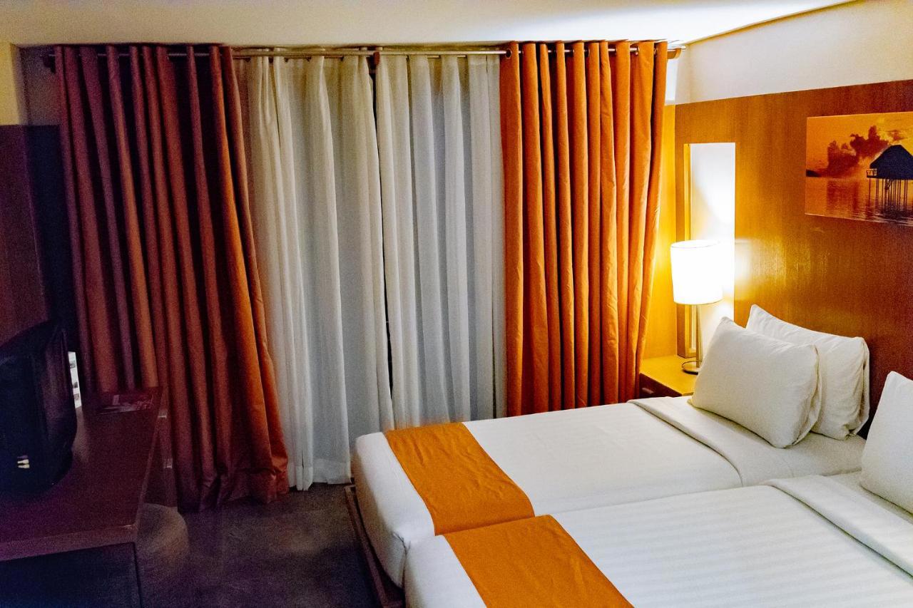 Crown Regency Resort Annex