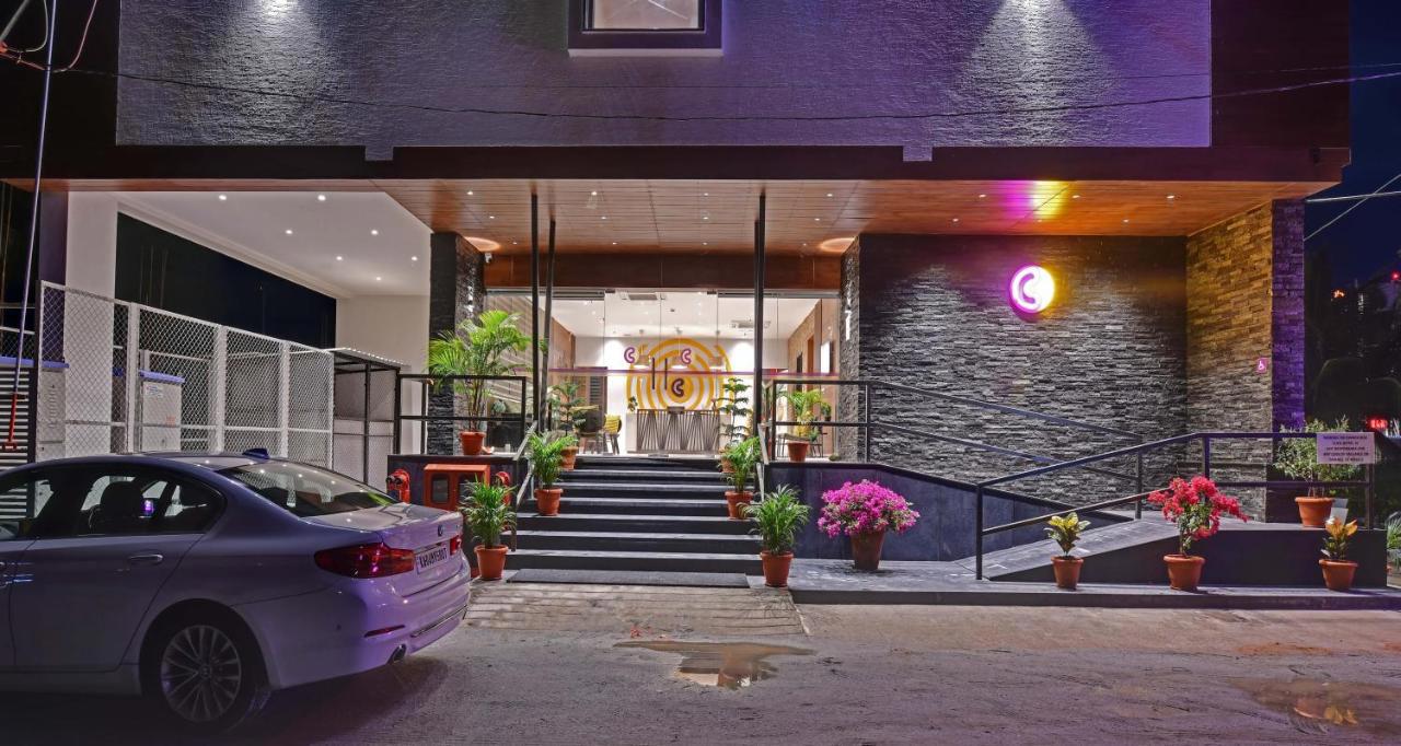 Click Hotel Vista - International Airport