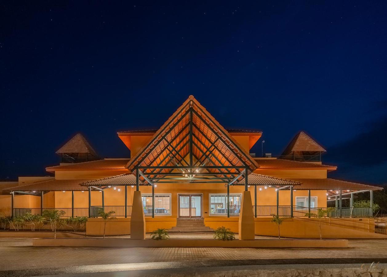 The Fern Wisteria Resort Dhari