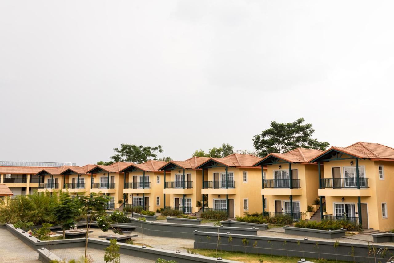 The Fern Wisteria Resort Dhari