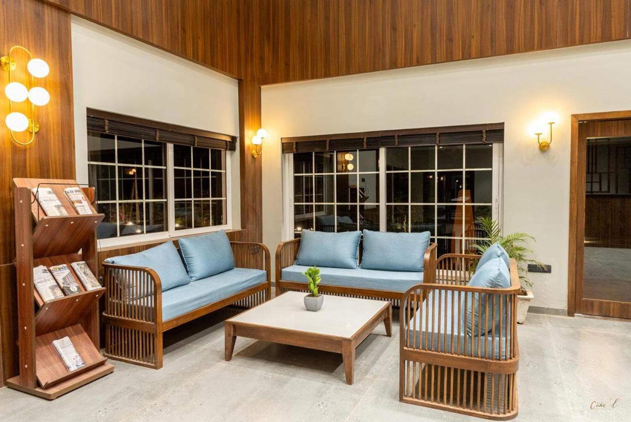 The Fern Wisteria Resort Dhari