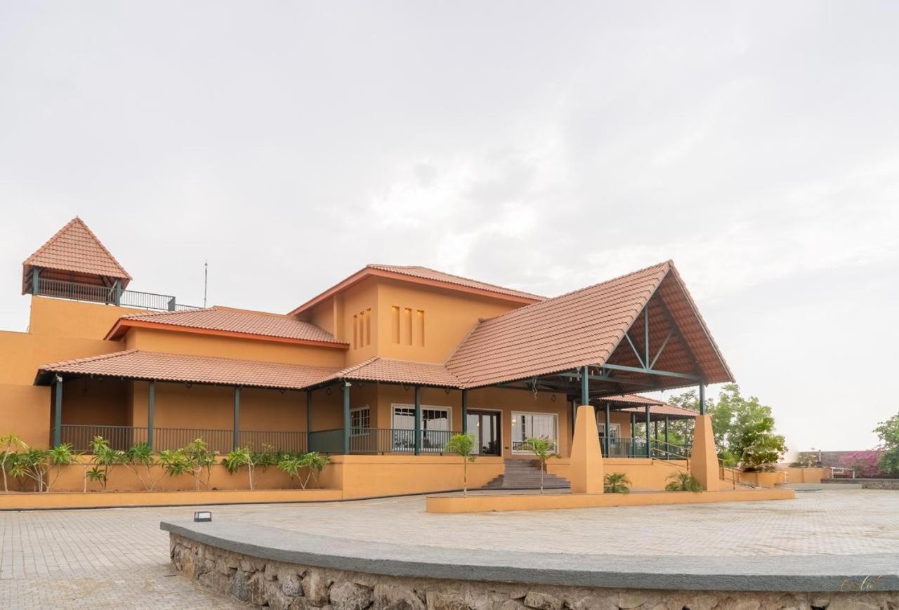 The Fern Wisteria Resort Dhari